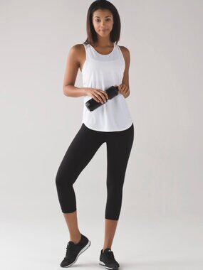 Lululemon Wunder Under Crop (Hi-Rise) Full-On Luxtreme 21" Black or Dark Olive